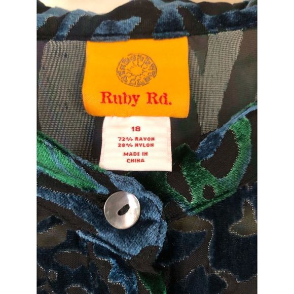 RUBY RD. CRUSHED VELVET TOP SZ 18 - Picture 5 of 5